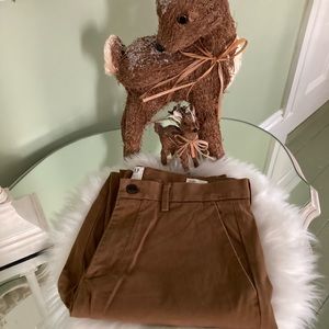 🛍 Gap Modern Khakis in Straight Fit w/ Gap Flex 🛍